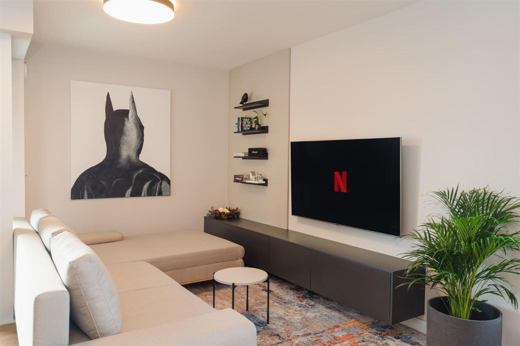Luxury Sunny Home - Garage Parking, Metro, Balcony, Ps5 With Games Prague Ngoại thất bức ảnh