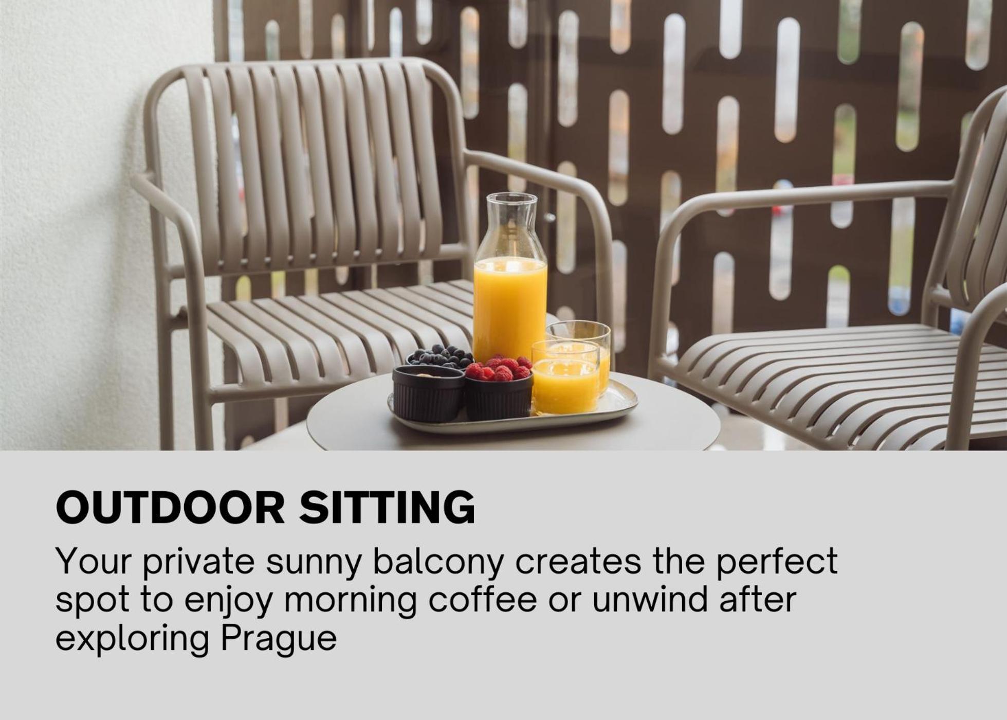 Luxury Sunny Home - Garage Parking, Metro, Balcony, Ps5 With Games Prague Ngoại thất bức ảnh
